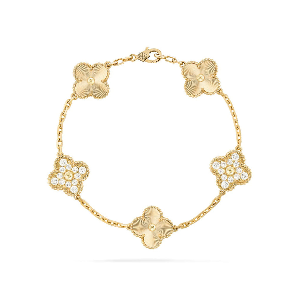 14ct Yellow Gold Clover Charm Bracelet